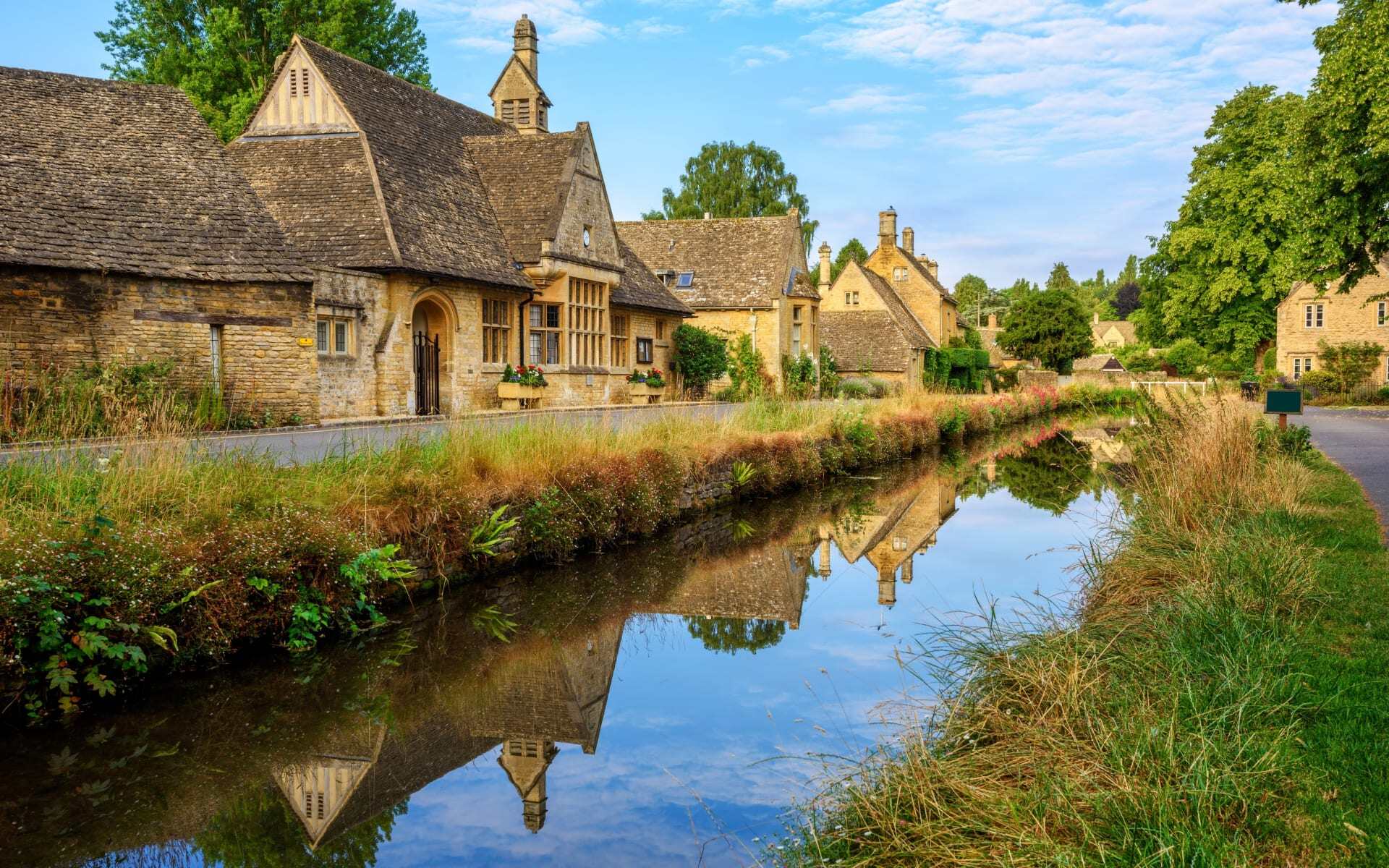 The Cotswolds is characterised by thatched cottages and pretty rivers.