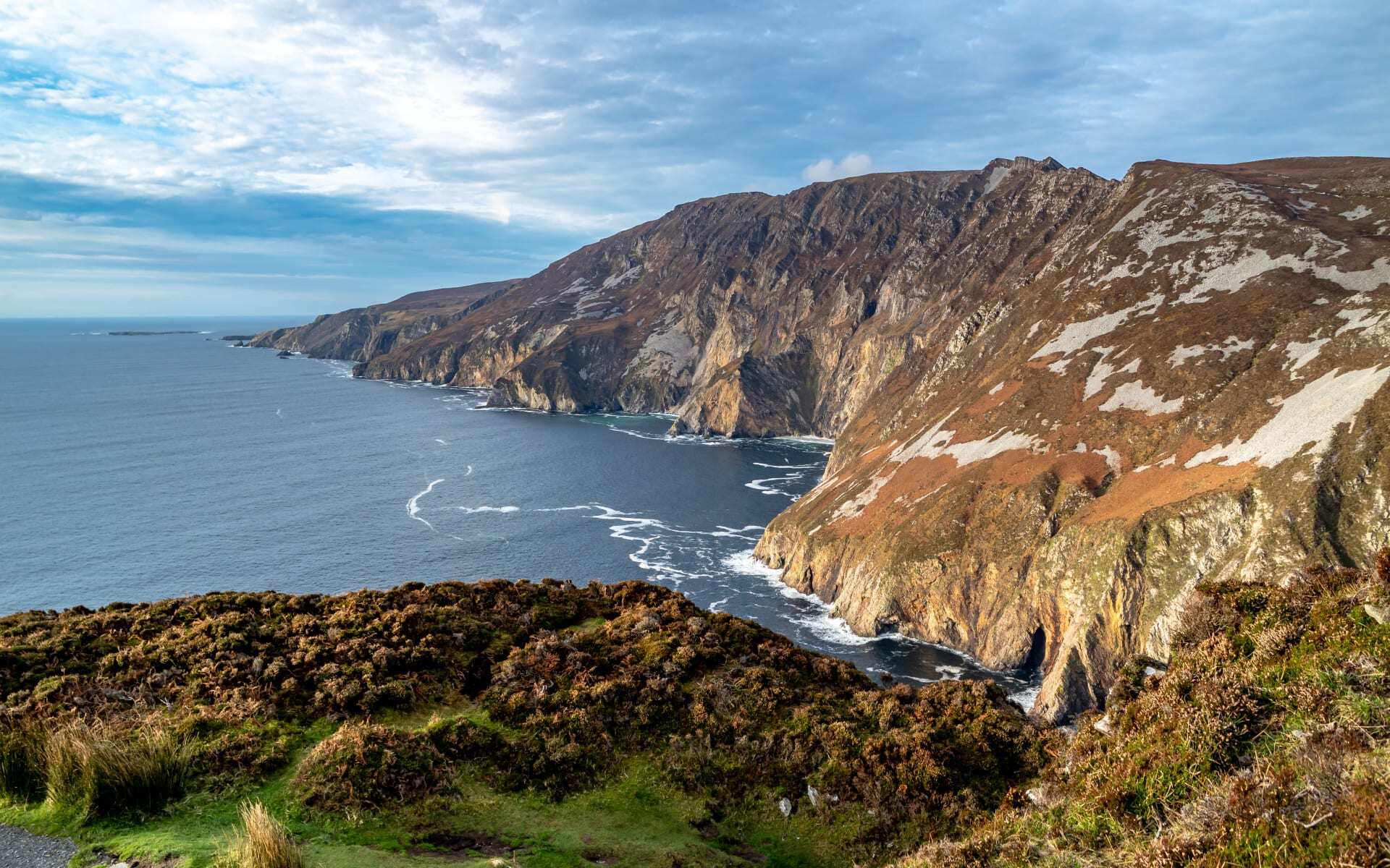 Walk along the Slieve Cliffs in County Donegal