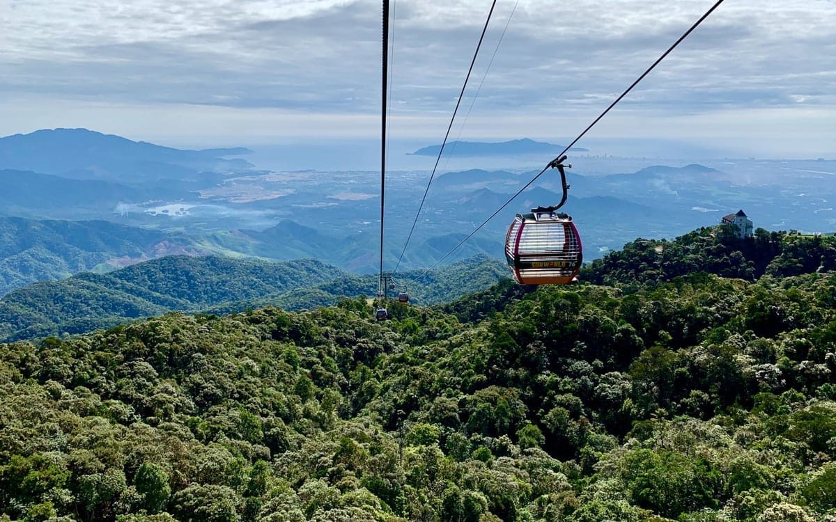 ba_nan_hills_danang_unsplash_yksevr