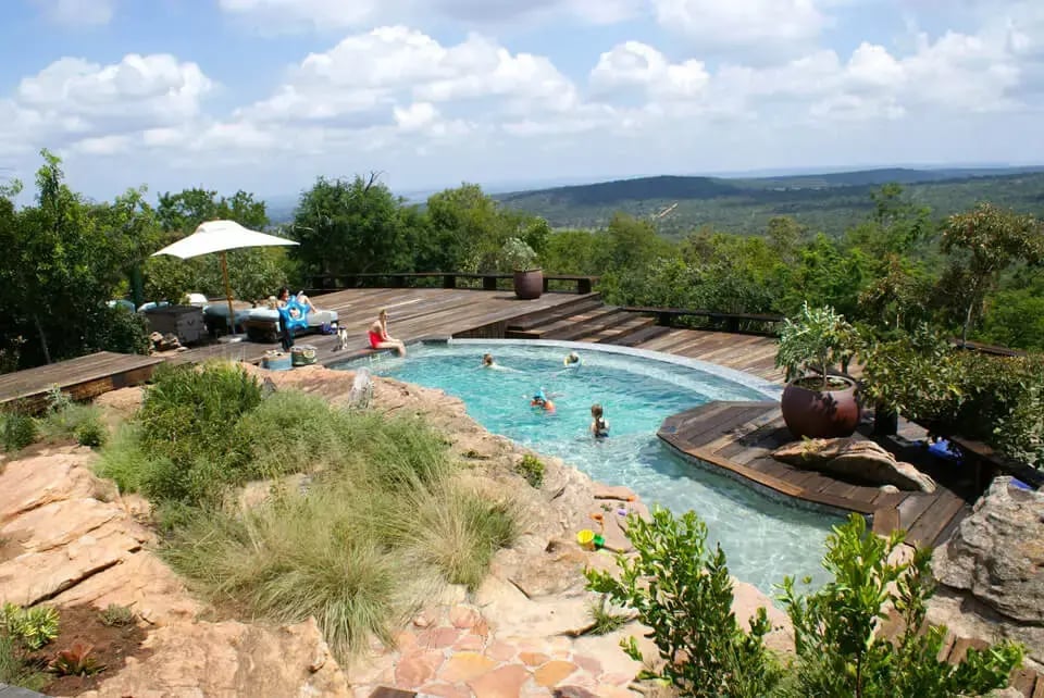 leobo-swimming-pool-1