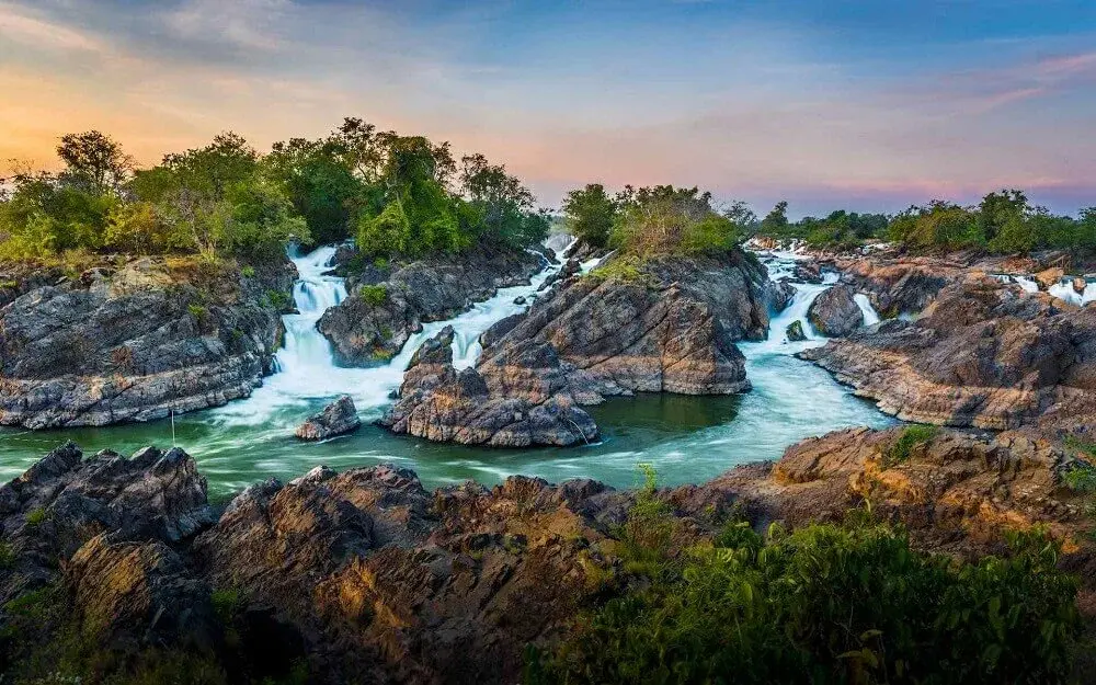 15 Beautiful & Most Beautiful Waterfalls Around the World