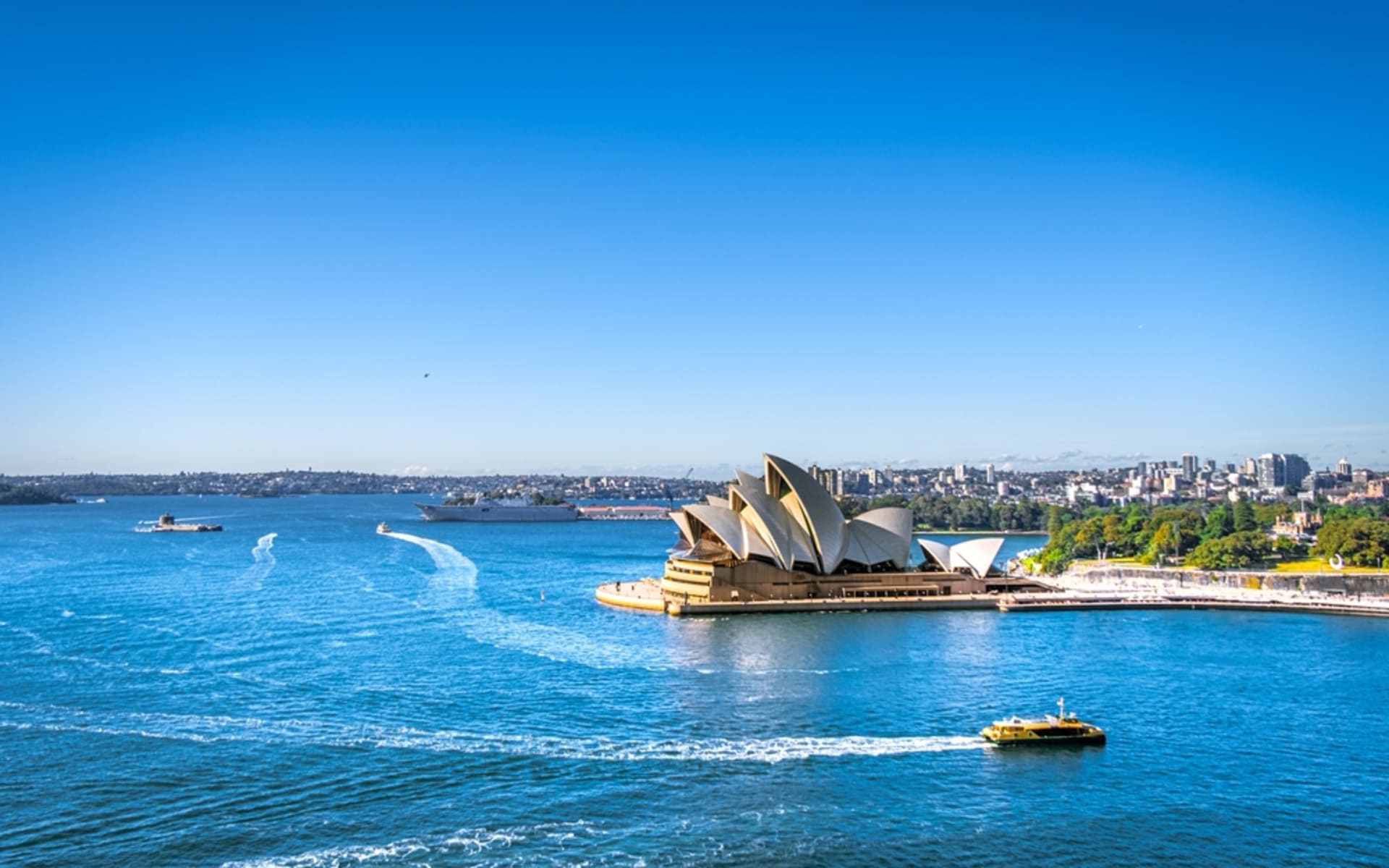 shutterstock_Sydney_OperaHouse2